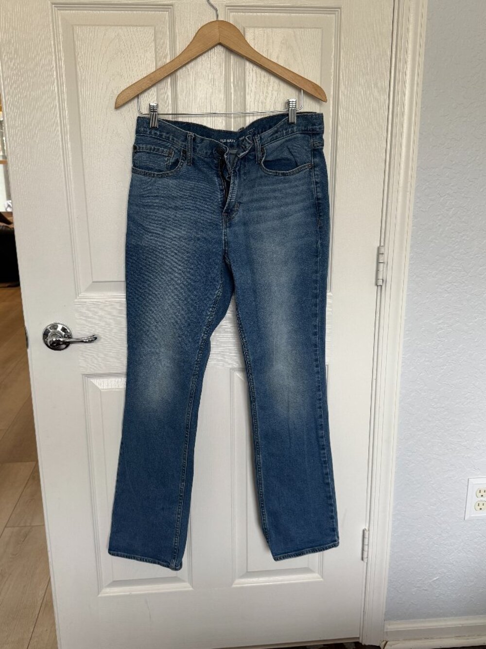 Old Navy Boot-Cut Flex Jeans 32x32 Medium Wash